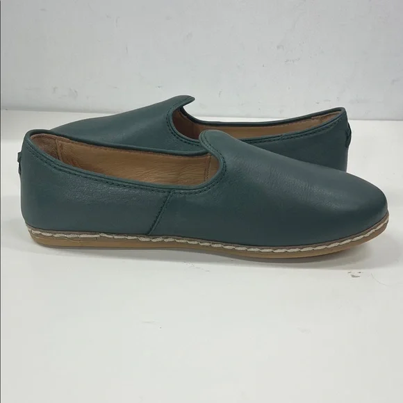 Charix Women's Elegant Dark Green Loafers - Picture 4 of 9